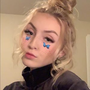 Meet your Posher, Brooke